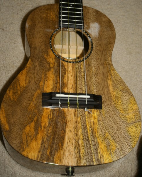 Pono tenor, mango wood ukulele